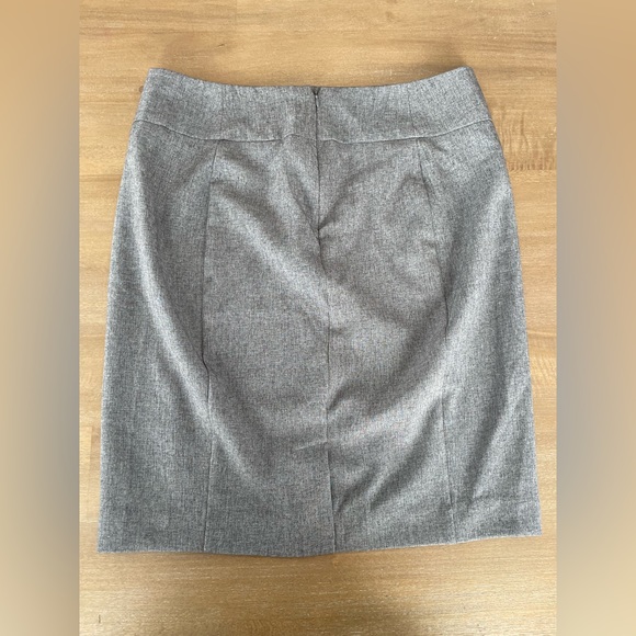 Apt 9 Gray Dressy Skirt in Sz 12 - Picture 2 of 3